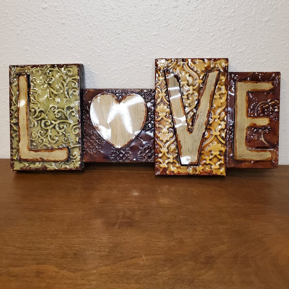 Metal LOVE Wall Sign Wall Decor